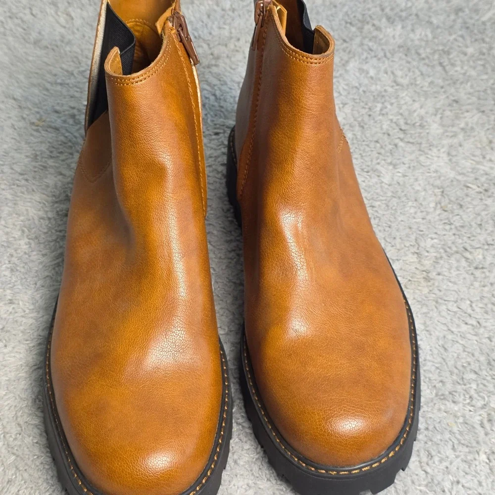 Zodiac Shiloh Women's Brown Lug Sole Chelsea Ankle Boots Size 11M‎ NEW